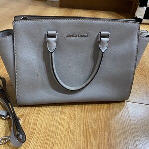 Michael Kors Selma purse